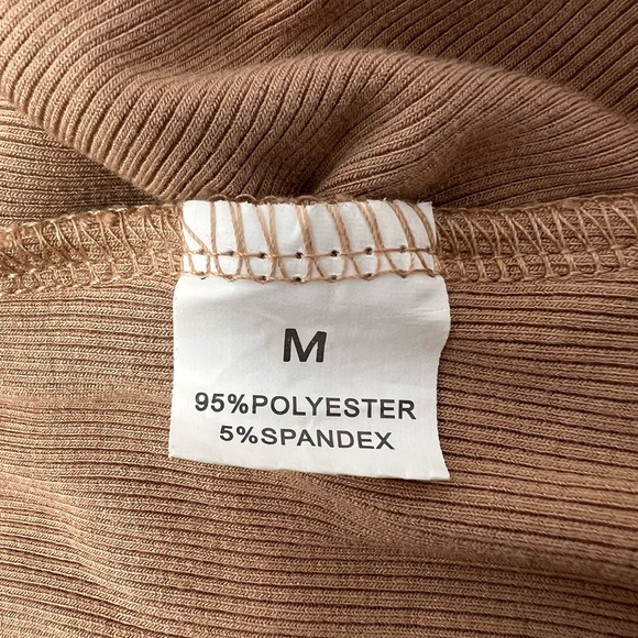 Super Comfortable Tanks NWOT - Picture 2 of 2